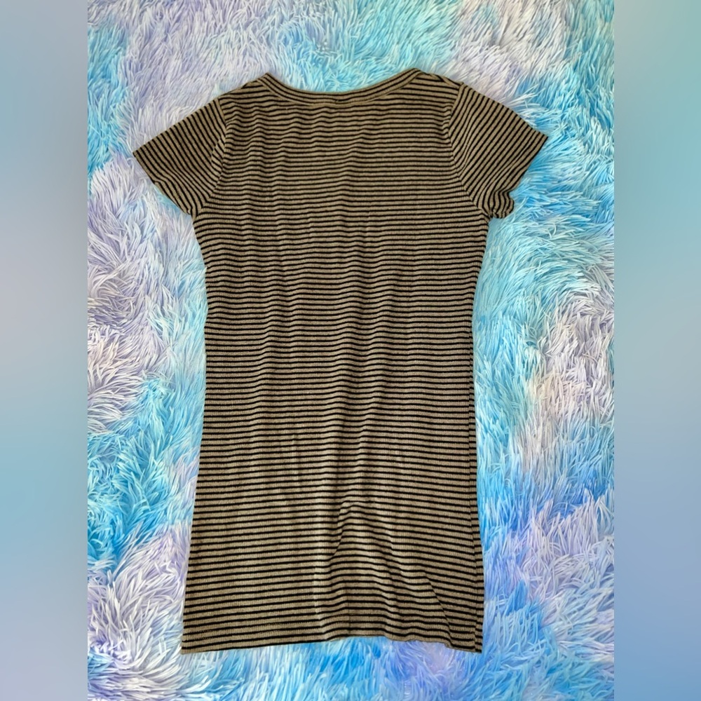 Stripped Top - Picture 2 of 2